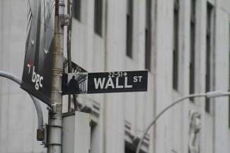 grayscale photo of street sign by Paul-Alain Hunt courtesy of Unsplash.